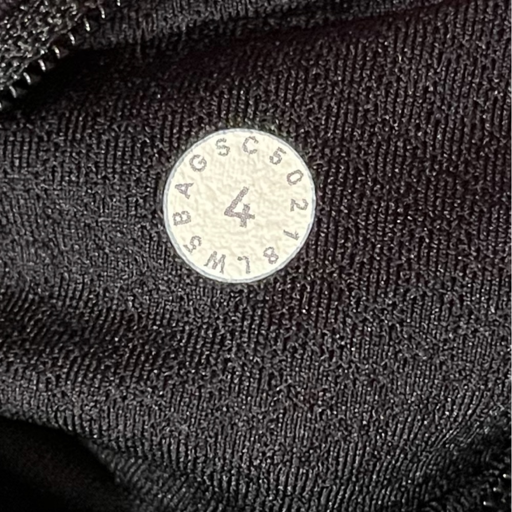 Lululemon Chase the Pace Leggings - Picture 7 of 10